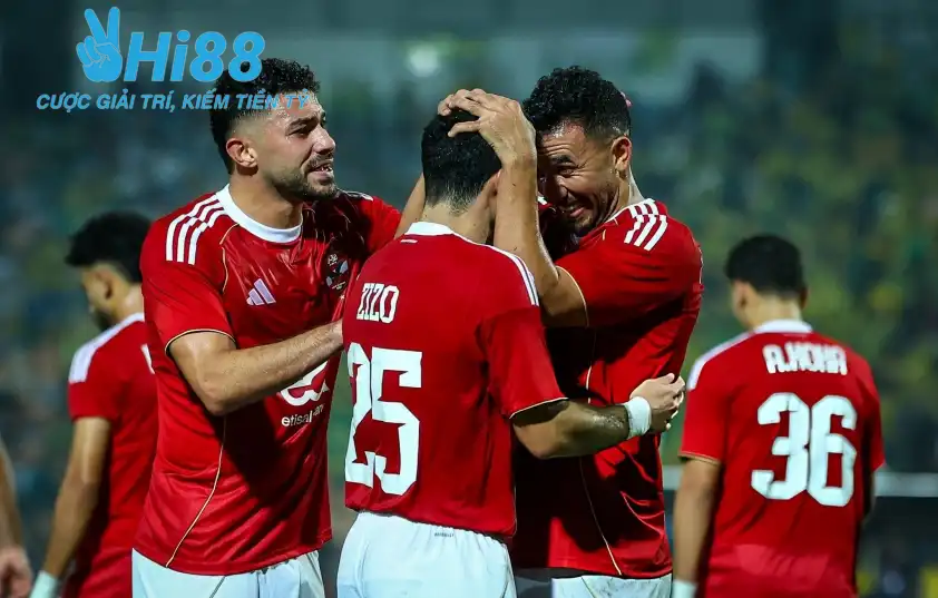Al Ahly phần nào được đánh giá cao hơn so với Ceramica Clepatra