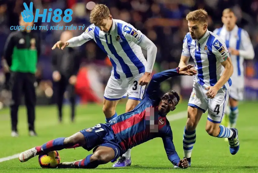 Levante quyết giành chiến thắng trước Real Sociedad. (Ảnh: Internet)